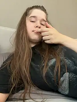 HornyGirlH Webcamshow