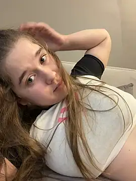 Webkamerová show HornyGirlH