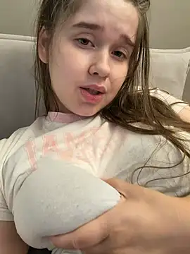 Pertunjukan Kamera Web HornyGirlH