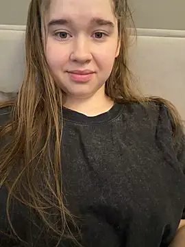 Вебкам-шоу HornyGirlH