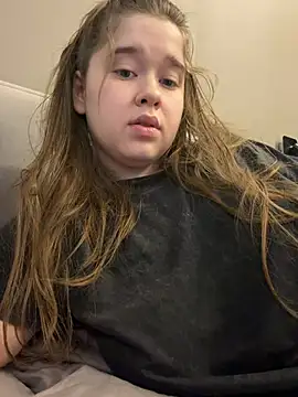عرض كام HornyGirlH