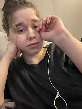 عرض كام HornyGirlH