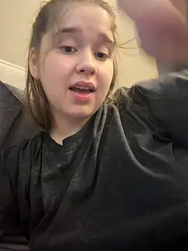 HornyGirlH Webcam show