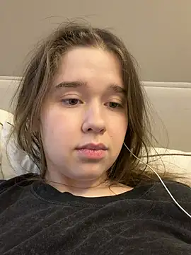 HornyGirlH Webcamshow