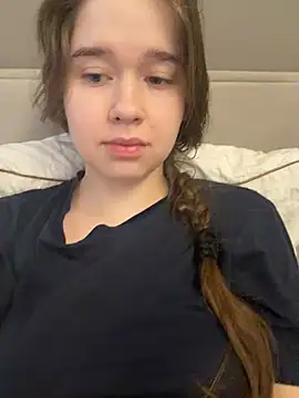 HornyGirlH Pertunjukan Webcam