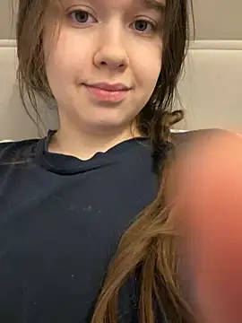 HornyGirlH Webcam-Show