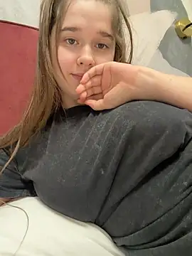 HornyGirlH's Webcam Show