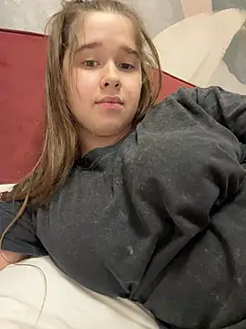 HornyGirlH webkamerás műsora