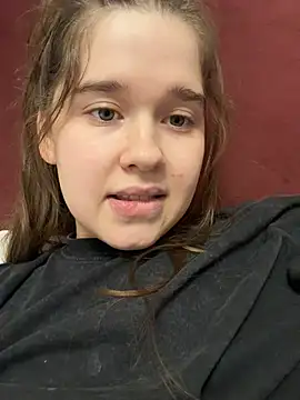 HornyGirlH Webcam show