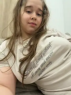 HornyGirlH Шоу с уебкамера