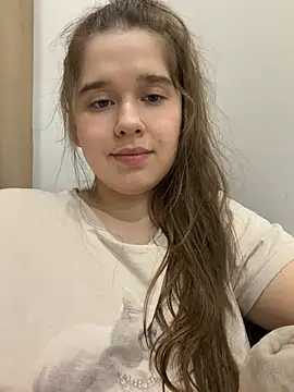 HornyGirlH Adlı Modelin Web Kamerası Şovu