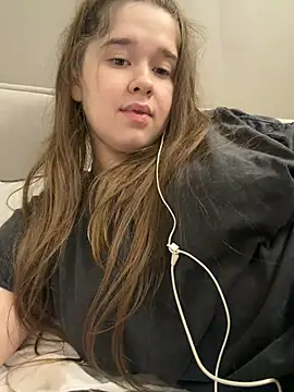 HornyGirlH Adlı Modelin Web Kamerası Şovu