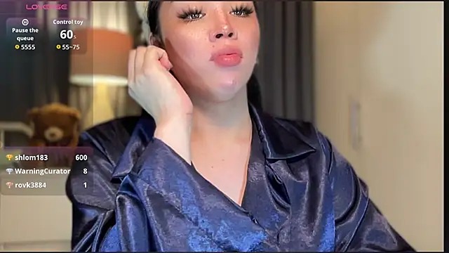 Show modela MISSANACONDA na web-kameri