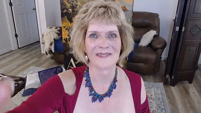 SindeeDix Show in webcam