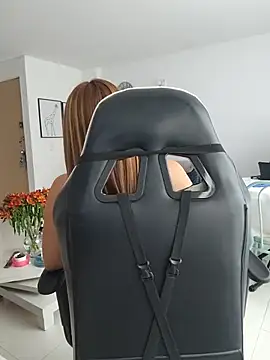 jnilu1227 Show Webcam