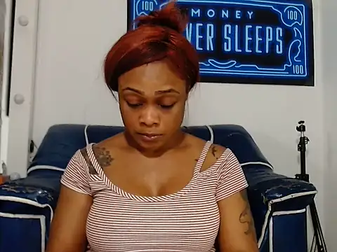 alexiaao9 XXX чат на живо