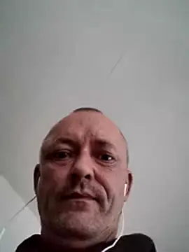 Adus123123n Webbikameraesitys