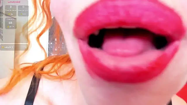 softlysoftlyasbeauty's Webcam Show