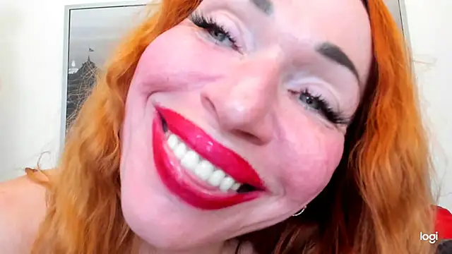 Živý XXX chat softlysoftlyasbeauty