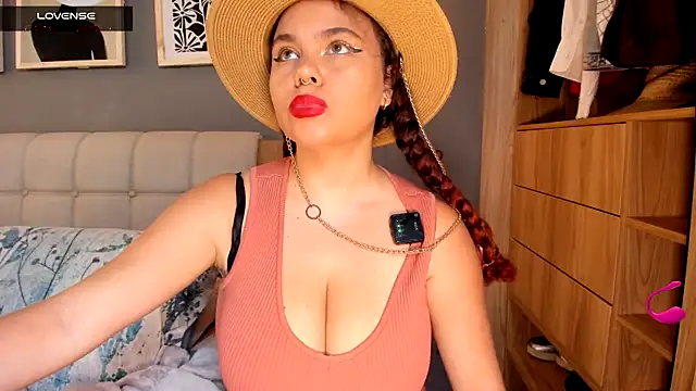Bloom_Noor's Live XXX Chat