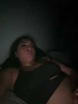 Chat XXX en directo de MamiiLikesBigC0Ck