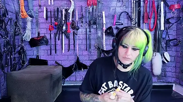 PANDORANEZZ: онлайн-секс-чат