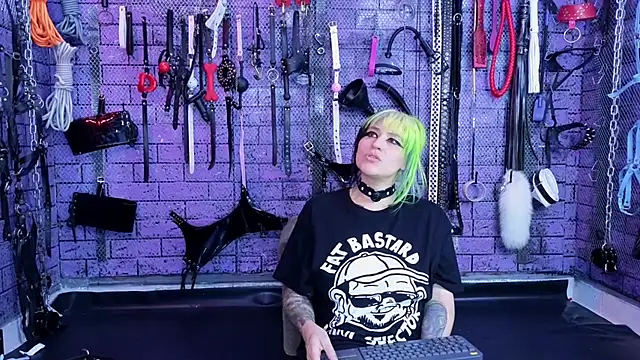 PANDORANEZZ: онлайн-секс-чат