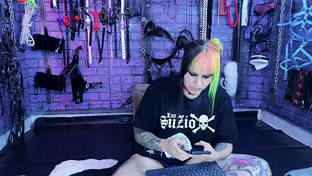 Živý XXX chat PANDORANEZZ