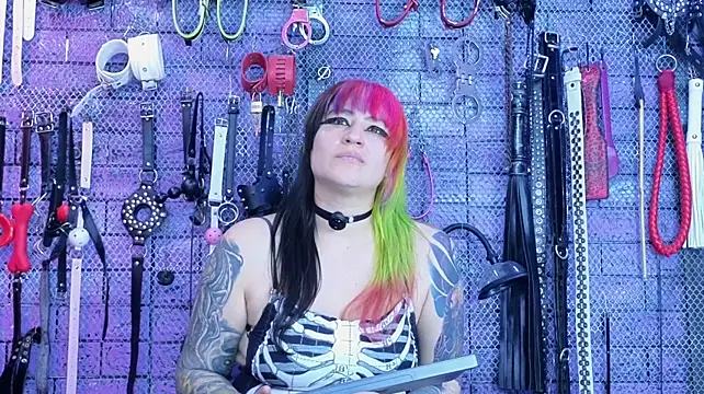 PANDORANEZZ XXX чат на живо