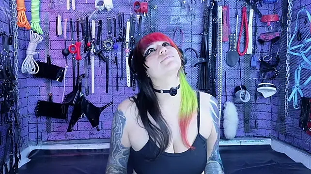 PANDORANEZZ's Webcam Show