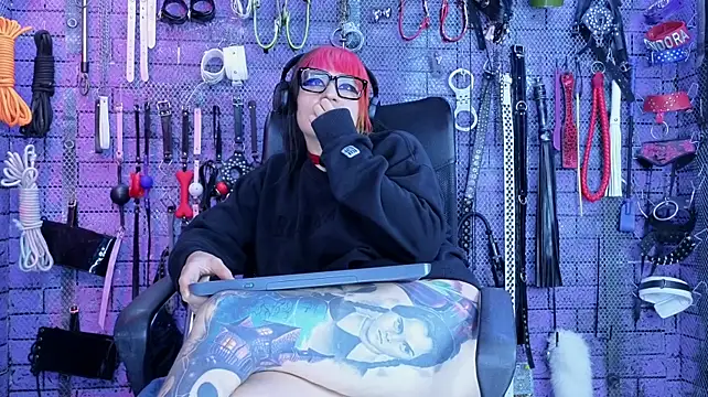 PANDORANEZZ Show in webcam
