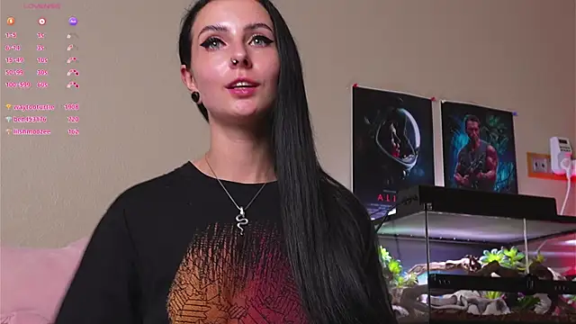 Živý XXX chat YaraAveiri