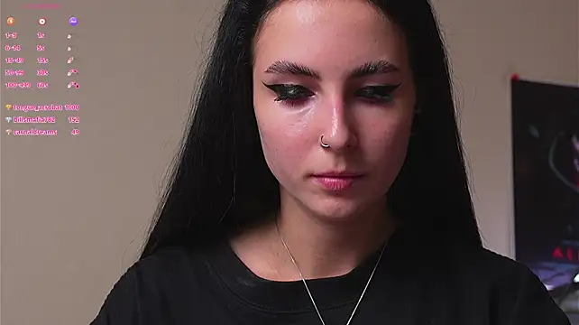 צ'אט XXX בשידור חי של YaraAveiri