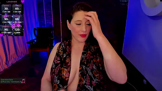 cee2nv's Live XXX Chat