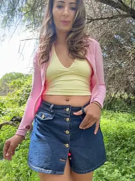 Wonder_Kari's Webcam Show
