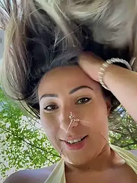 دردشة Wonder_Kari الجنسية المباشرة