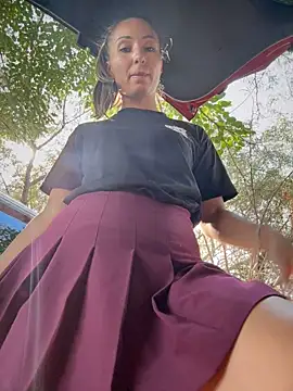 Wonder_Kari's Webcam Show