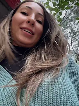 Wonder_Kari's Webcam Show