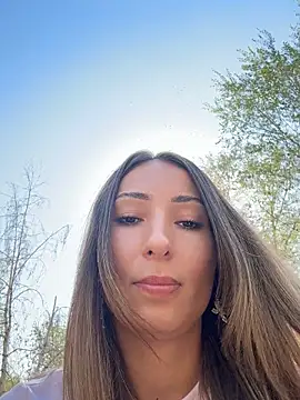 Chat +18 de Wonder_Kari ao vivo