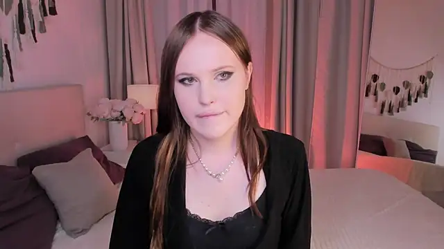 EffieMinki – webcam-show