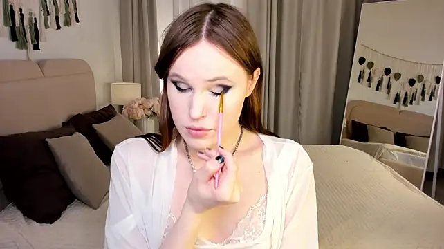Show modela EffieMinki na web-kameri