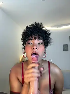 Chat +18 de mariam_hill ao vivo