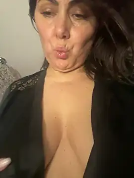 Emma_roqueen Chat XXX live