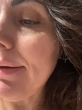 Emma_roqueen webcam show