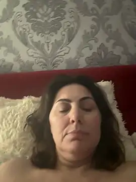 Emma_roqueen 网络视讯表演