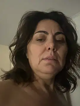 Emma_roqueen 网络视讯表演