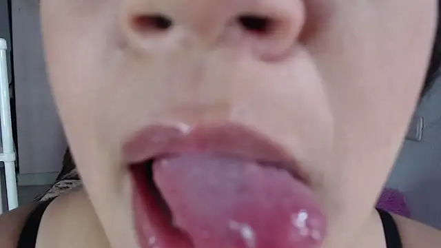 emiligrey_のウェブカメラショー