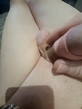 tomtom111111's Webcam Show