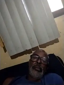 Show de Thadew na webcam