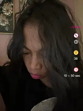 missuua élő XXX-chatje